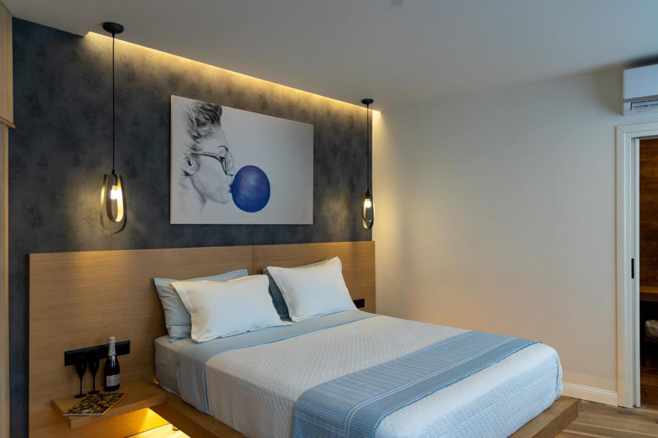 Triple A - 3 Squares - Free Parking! Apartment Athens Ngoại thất bức ảnh