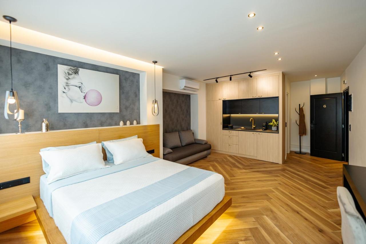 Triple A - 3 Squares - Free Parking! Apartment Athens Ngoại thất bức ảnh